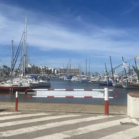 Apartment 2 Pieces Avec Terrasse Au Bord De L'eau, Parking, Climatisation - Fr-1-782-1